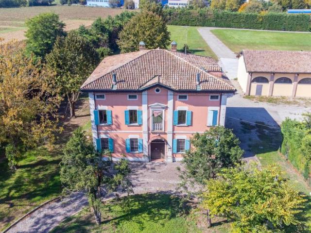 Ufficio in affitto a Campagnola Emilia