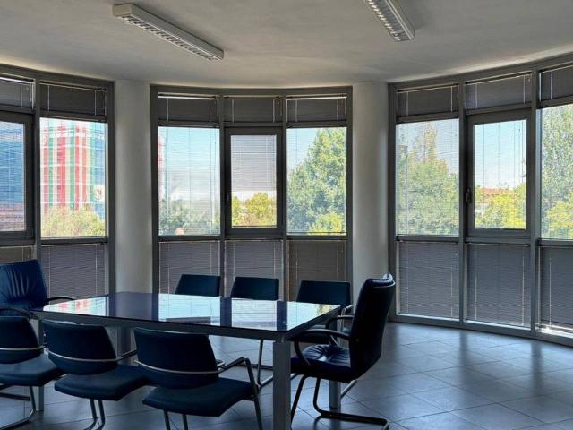 Ufficio in affitto a Carpi