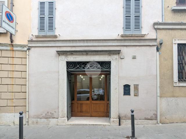 Ufficio in affitto a Castiglione Delle Stiviere