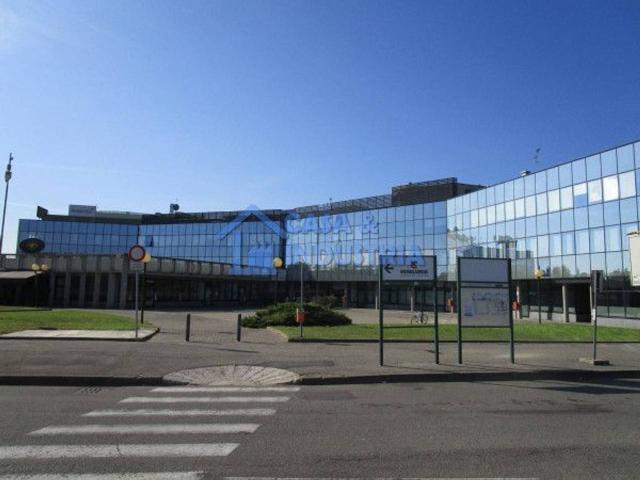 Ufficio in affitto a Cernusco Sul Naviglio