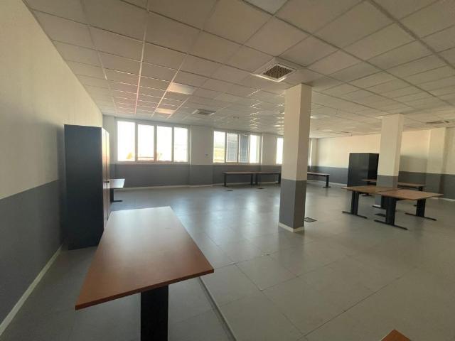 Ufficio in affitto a Cinisello Balsamo