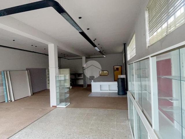 Ufficio in affitto a Fara Olivana Con Sola