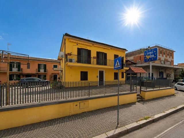 Ufficio in affitto a Frosinone