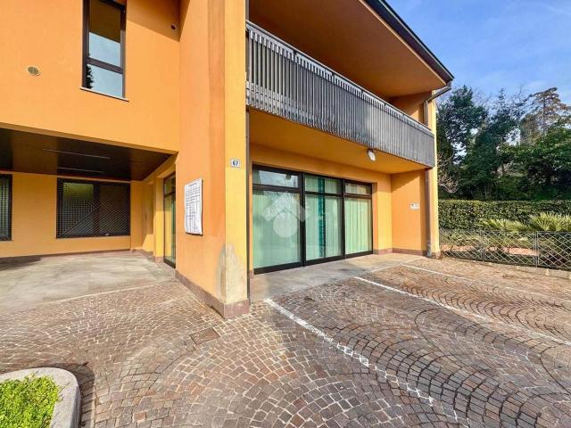 Ufficio in affitto a Gardone Riviera