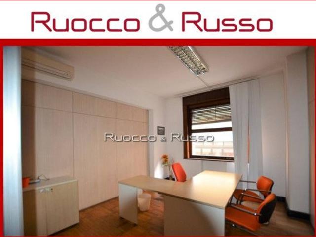 Ufficio in affitto a Genova