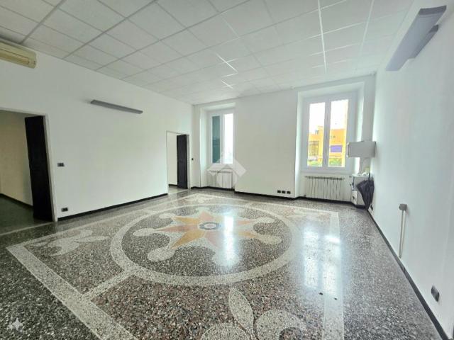 Ufficio in affitto a Genova