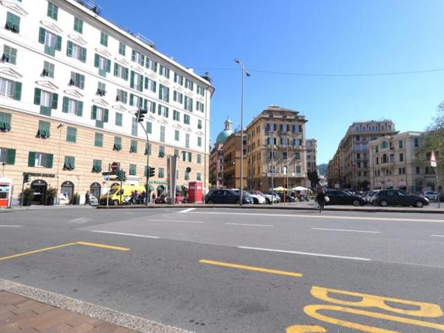 Ufficio in affitto a Genova