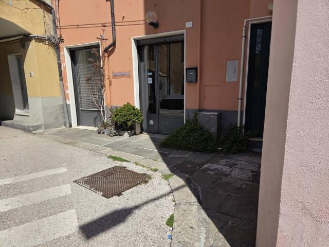 Ufficio in affitto a Genova, Pra