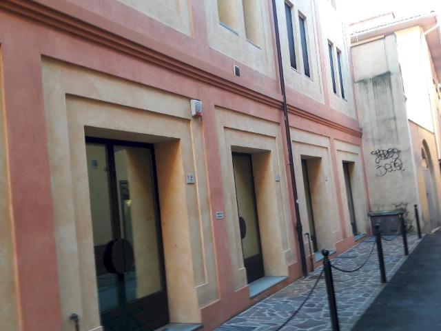 Ufficio in affitto a Imola