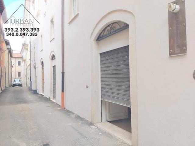 Ufficio in affitto a L'Aquila
