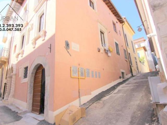 Ufficio in affitto a L'Aquila