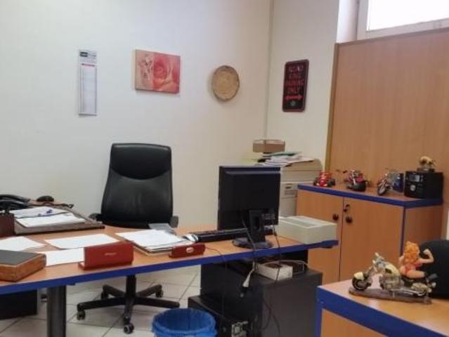 Ufficio in affitto a Liscate