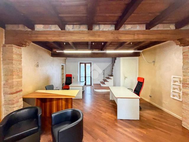 Ufficio in affitto a Lodi