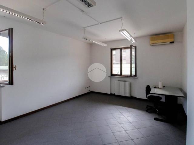 Ufficio in affitto a Lodi