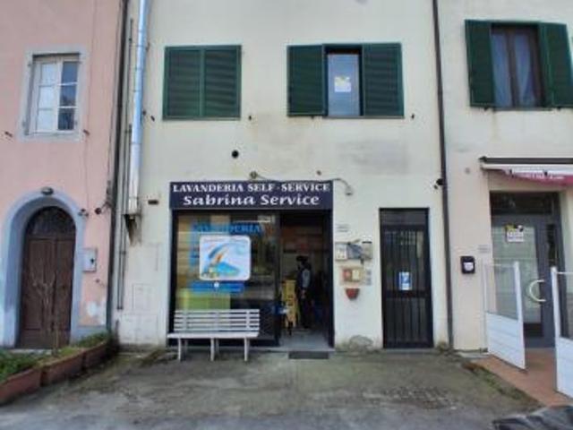 Ufficio in vendita a Lucca