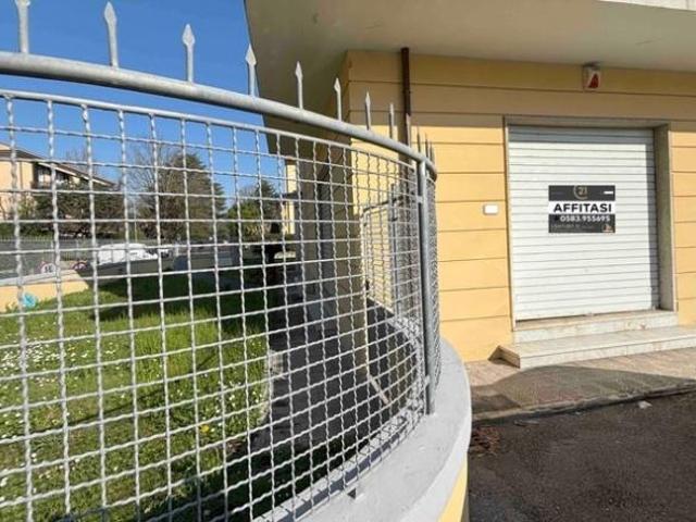 Ufficio in affitto a Lucca
