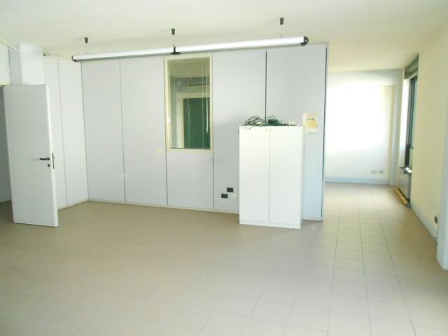 Ufficio in Affitto a Lucca