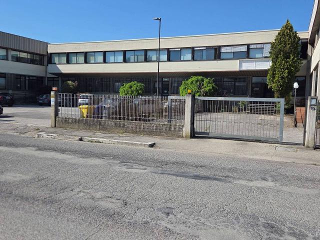 Ufficio in affitto a Macerata