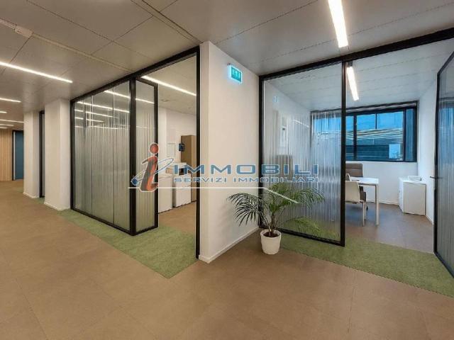 Ufficio in affitto a Milano