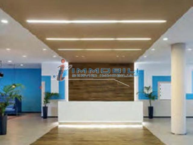 Ufficio in Affitto a Milano