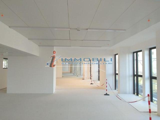 Ufficio in affitto a Milano