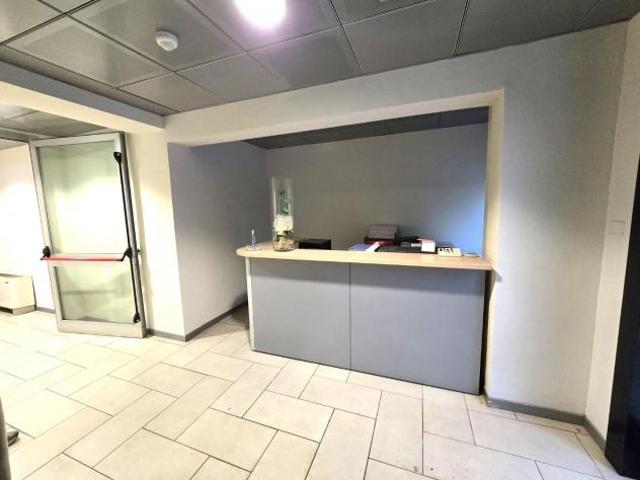 Ufficio in affitto a Monteriggioni 300 mq Rif: 1422215