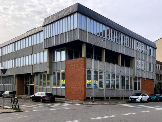 Ufficio in affitto a Moncalieri