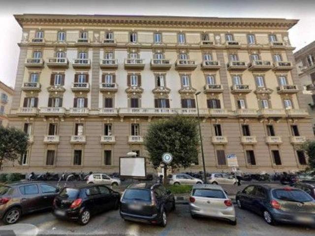 Ufficio in affitto a Napoli