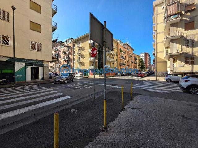 Ufficio in affitto a Napoli