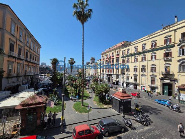 Ufficio in affitto a Napoli