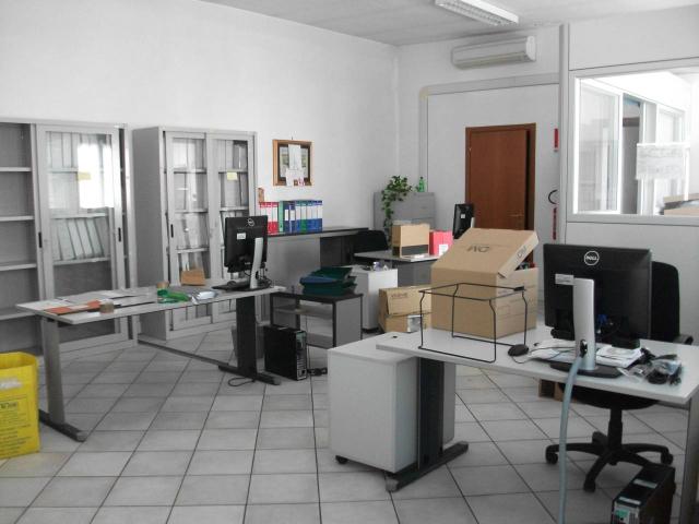 Ufficio in affitto a Novara
