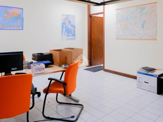 Ufficio in affitto a Palazzolo Sull'Oglio