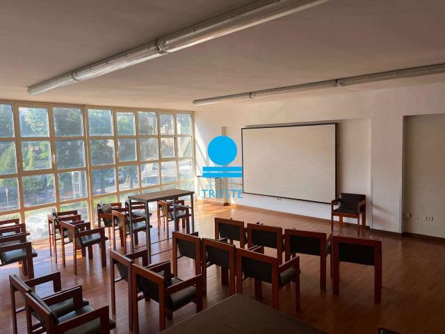 Ufficio in affitto a Pesaro