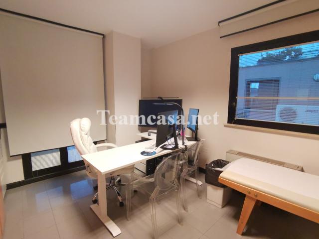 UFFICIO in AFFITTO a PESARO CENTRO