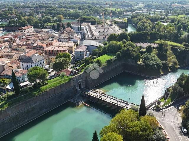 Ufficio in affitto a Peschiera Del Garda