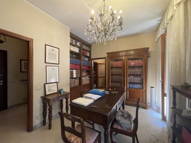 UFFICIO in AFFITTO a PIACENZA CENTRO STORICO