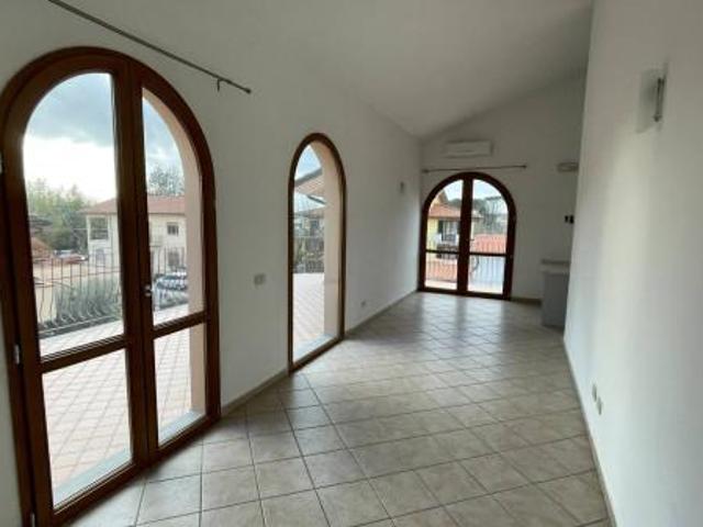 Ufficio in affitto a Pieve A Nievole