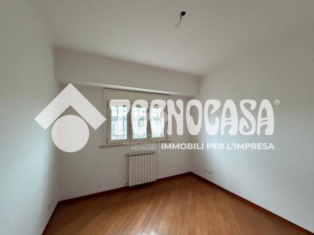 Ufficio in affitto a Pomezia
