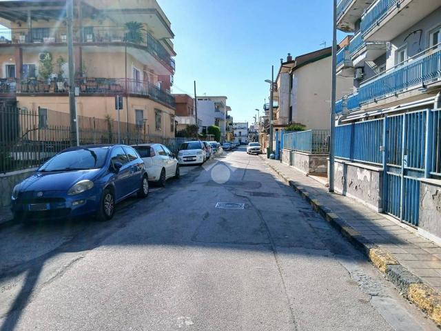 Ufficio in affitto a Pomigliano D'Arco