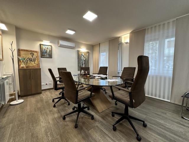 Ufficio in vendita a Pontassieve
