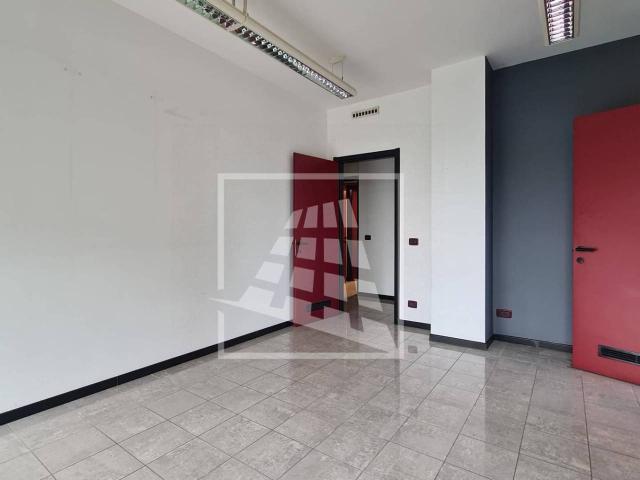 Ufficio in affitto a Reggio Emilia