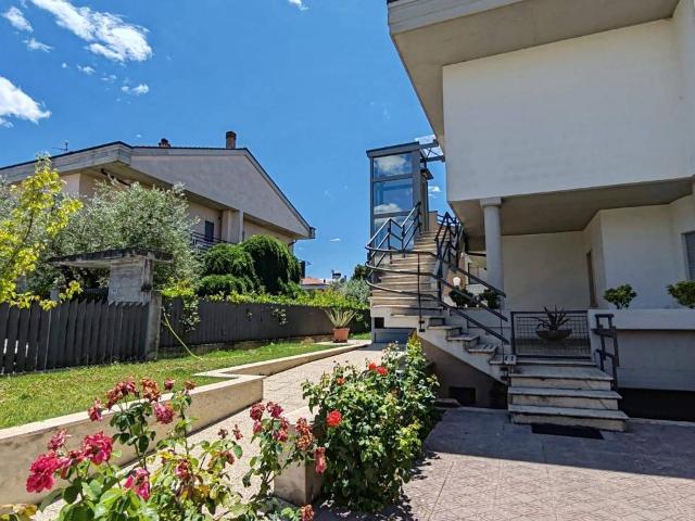 Ufficio in affitto a Rieti