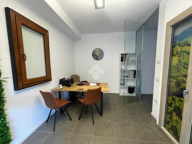 Ufficio in affitto a Riva Del Garda