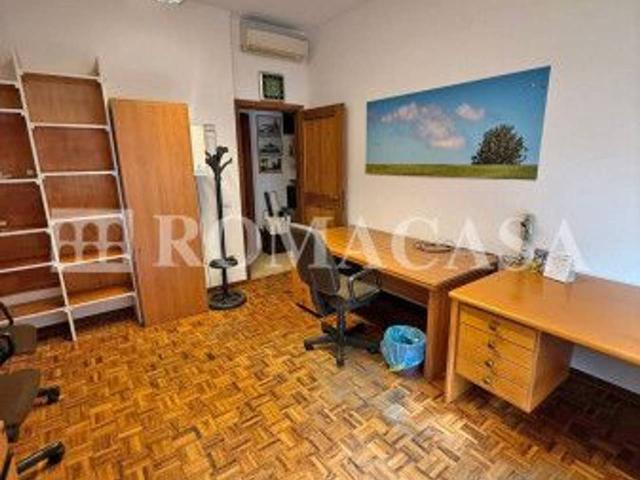 Ufficio in affitto a Roma
