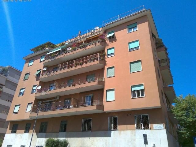 Ufficio in affitto a Roma