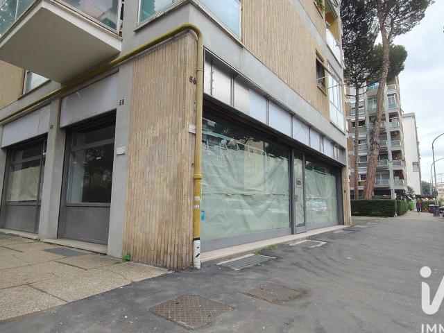 Negozio in affitto a Roma
