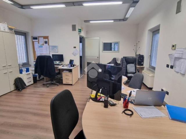 Ufficio in affitto a Robbiate