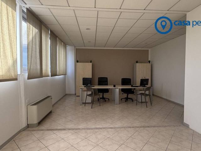 Ufficio in affitto a Rovigo