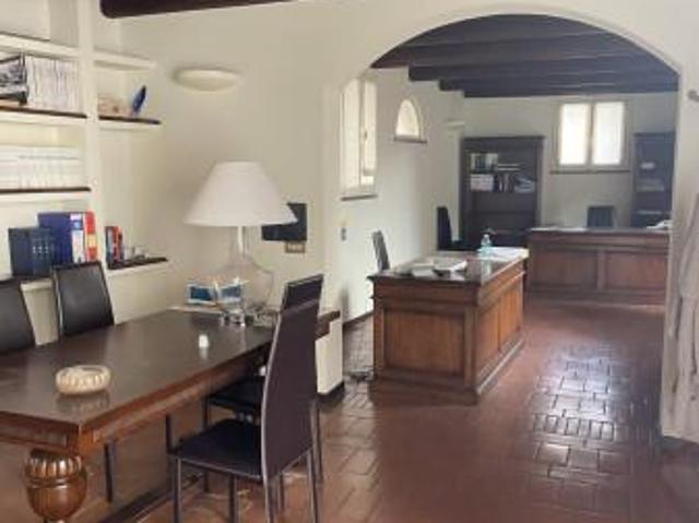 Ufficio in affitto a Santarcangelo Di Romagna