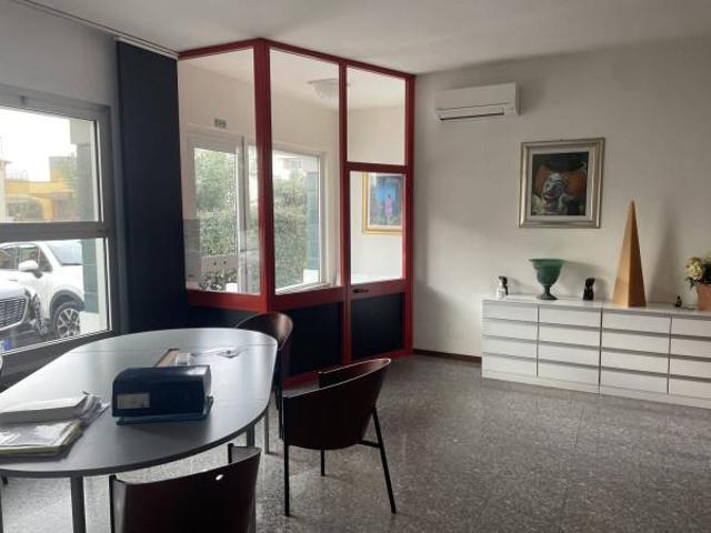 Ufficio in affitto a Santarcangelo Di Romagna